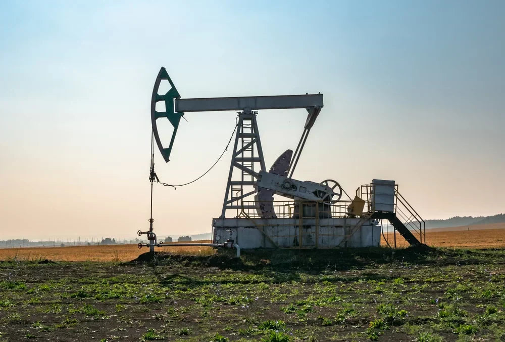 An oil pump in a field.
